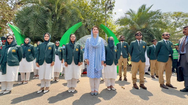 CM Punjab Maryam Nawaz Sharif with EPA force