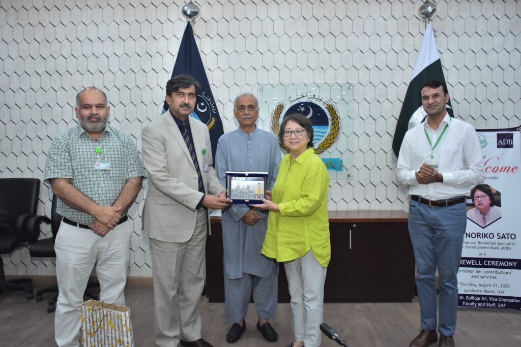 ADB Senior Natural Resources Specialist Noriko Sato visited UAF