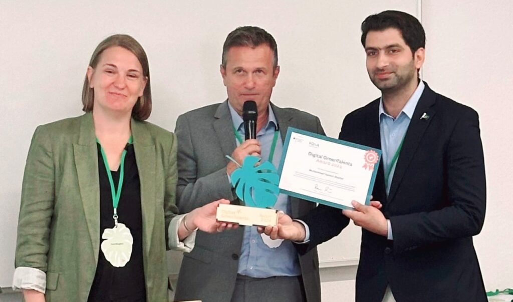 Dr Haroon Rasheed receives Green Digital Talent Award in Germany